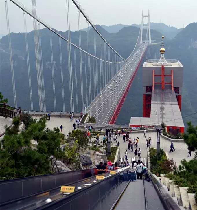 鳳凰古城、晚會、下游沱江泛舟兩日游