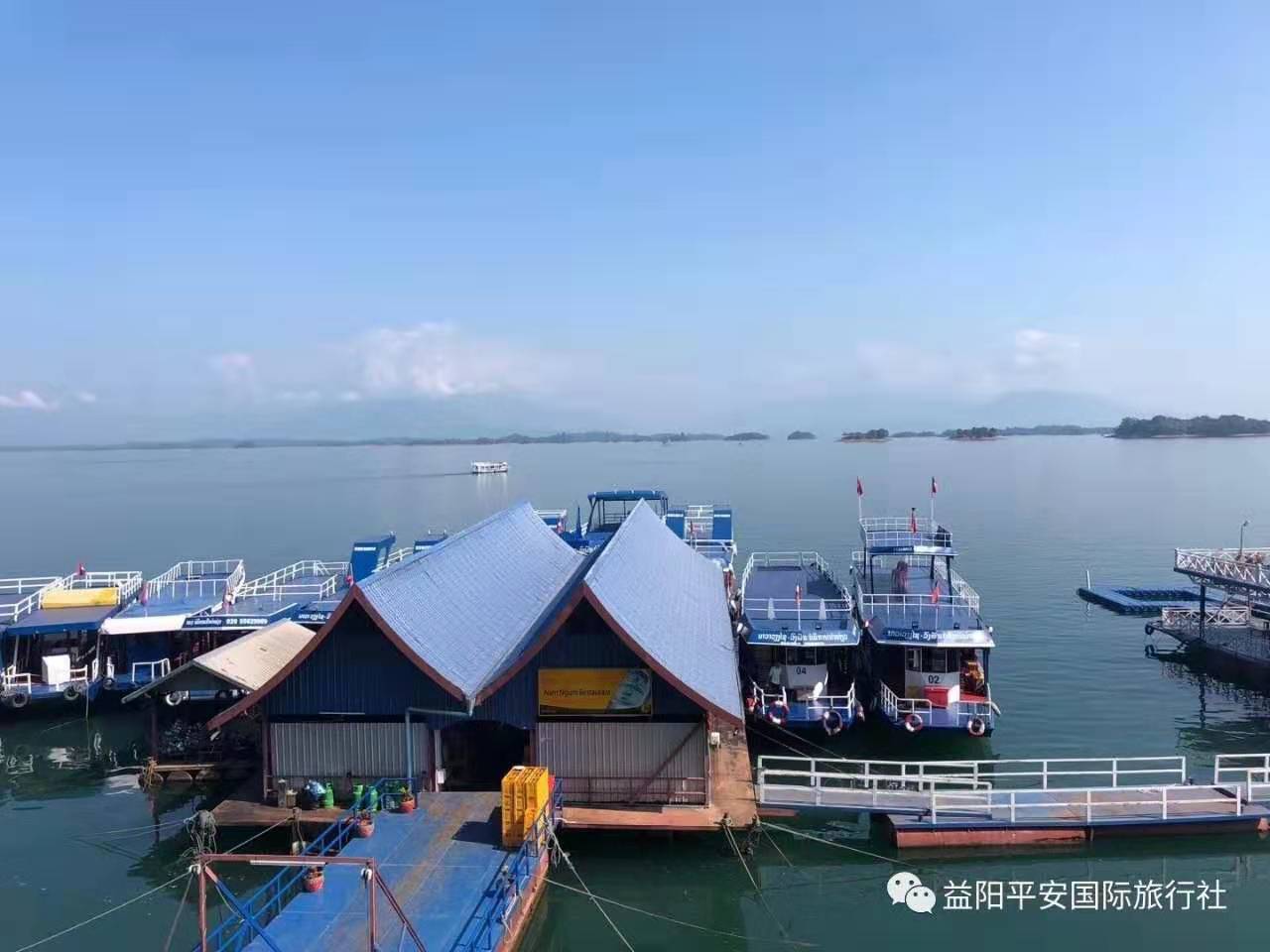 老撾?萬(wàn)象、萬(wàn)榮、瑯勃拉邦雙飛六日游